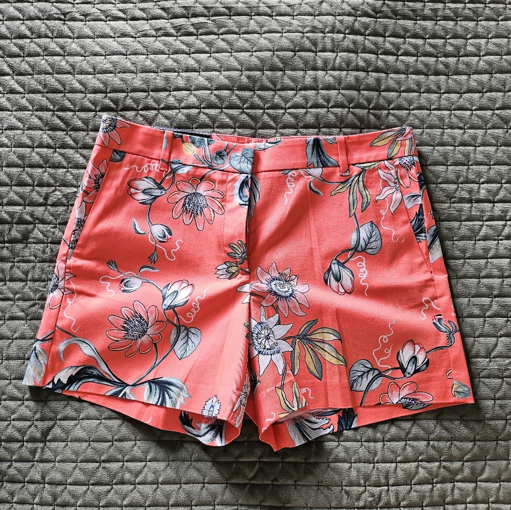 Ann Taylor Coral Floral Women's Shorts